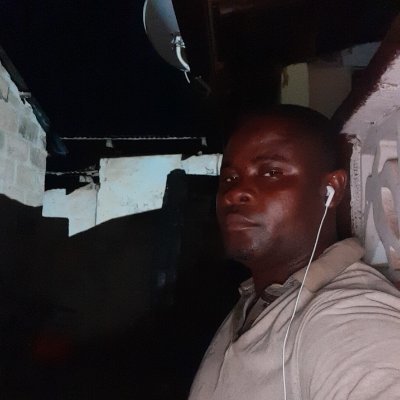 FahdMoh30790009's profile picture. Simple