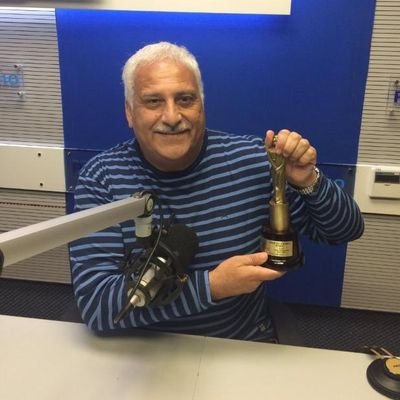 Abogado y periodista.  Hincha de Chaca. Lunes a Viernes  “Pase lo que pase”-Radio nacional. “El diario” por c5n Sab y Dom “Secreto de sumario”- Radio 10 .