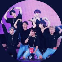 ⁷ (@mooniekive) 's Twitter Profile