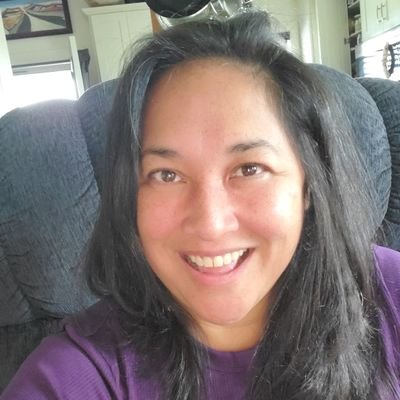 AngelaGonzalo3's profile picture. 