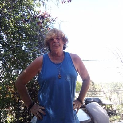 I love cock in my ass and in my throat.if you aren't 21 don't cum knocking .I love the mountains in Colorado lived here all my life .usmc vet .I love cock ..