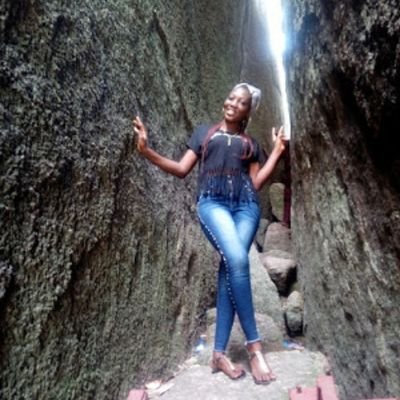 Sexylolli1's profile picture. I sell quality round neck tee,vintage and wigs,you can order on WhatsApp (+234) 08160032473