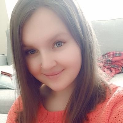 SamJam__04's profile picture. Aspiring Baker👩‍🍳, Crafter🎨🧶 and Gamer🎮