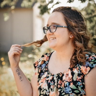 abi_n_miller's profile picture. • 🎵 So Will I 🎵 • HPU Alum #teacherlife