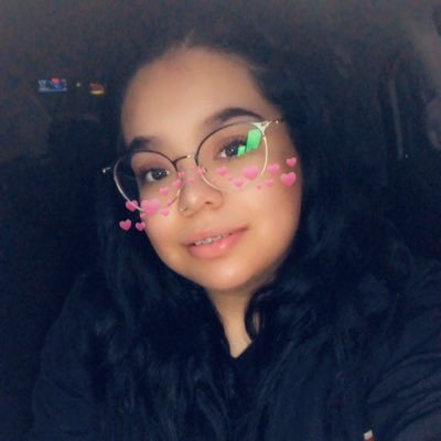 Vianey____'s profile picture. 