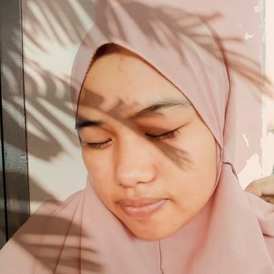 Nama:Tetty Arsety Guluh
IG :@arsety_tarimana
FB :@Tety arsety tarimana