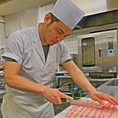 静岡、伊豆の国市の旅館「富嶽はなぶさ」で料理人をやっています。 仕込みや賄いなどの様子を発信出来たらなと思っています！ #伊豆の国市の旅館 #富嶽はなぶさ