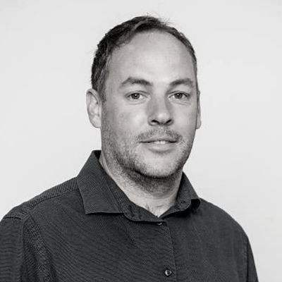 frankverheijden's profile picture. 3 daughters dad. All the rest changes constantly.