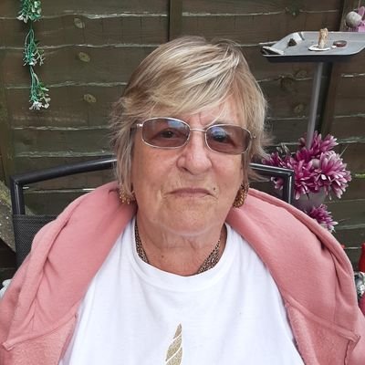 Gina34393770's profile picture. 