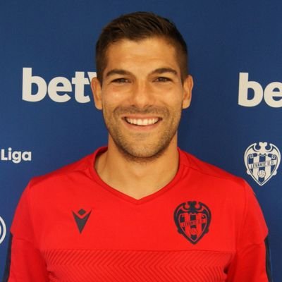 ⚽Entrenador Atlético Levante @levanteud .Coordinador deportivo área de formación internacional @levanteud .Exfutbolista profesional. 📚Grado en ADE