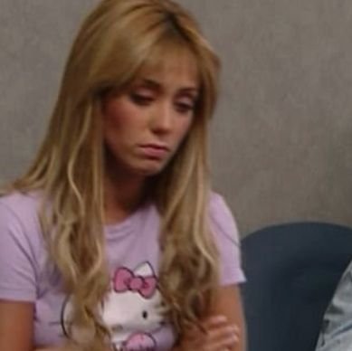 amandaCarol199's profile picture. 