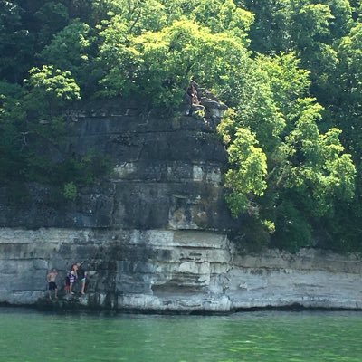 texanpatriot4ev's profile picture. God first✝️America lovin’🇺🇸TAMU cheering👍Music-obsessed🎸creative mindedTexan🇨🇱Stay alert👀don’t fall for the ‘ol smoke & mirrors-you’re smarter than that