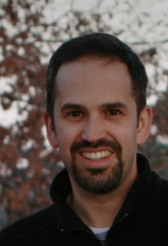 Married to @FluteWithJoy. Papa of five who likes guitar, chess and photography. A freelance court Spanish interpreter.