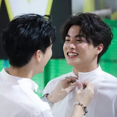 yuanyua555's profile picture. I am from  china 爱缪糕的秃头湾仔，姐妹关注我，上线立马会回关!!