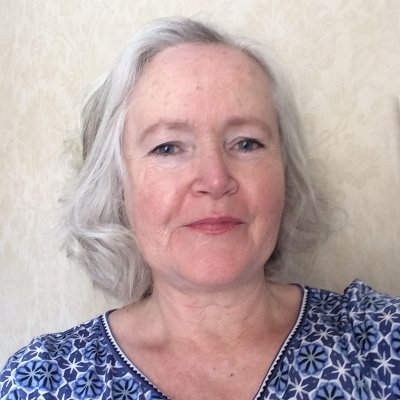 Architectural designer, artist, landlady, gardener, daughter, sister, music lover, RSPCA pet fosterer