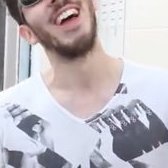 LopezPaco10's profile picture. Salut c'est Paco Lopez ! Il y a des beaux poissons ici, pourtant je suis pas pécheur !