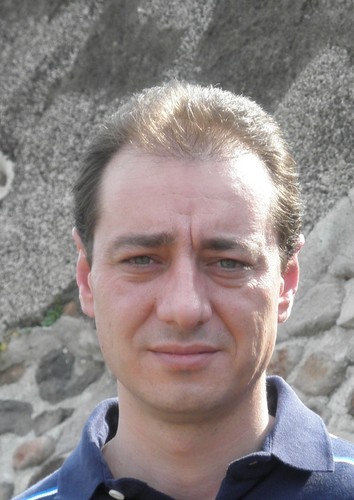 tonifarres's profile picture. 