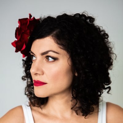 6 Word Memoir: Curly Texican fiddles with reckless abandon. This is the official Carrie Rodriguez Twitter page