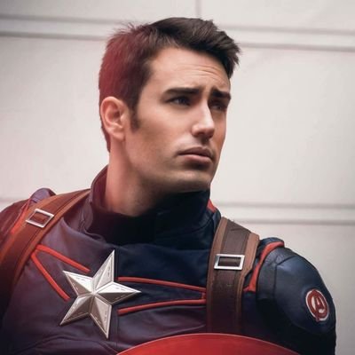 Hi
I'm Han Jones 😉
Cosplayer of Captain America 📸
Disney Fan 🎬