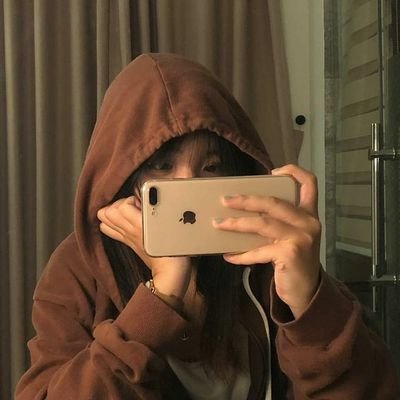 preginabali20's profile picture. "True love and loyal friends are two of the hardest things to find." 😌