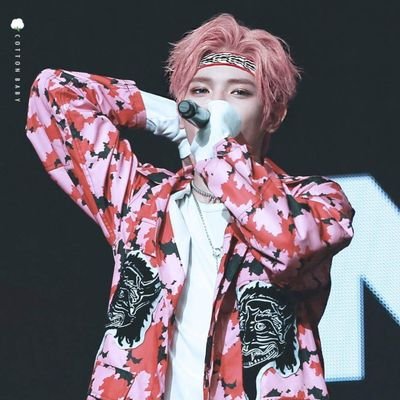 I'm selling or trading my kpop goods here on Twitter.

From Germany (🇩🇪) to the World (🌍) 

Nct collection is highest priority! 🌱