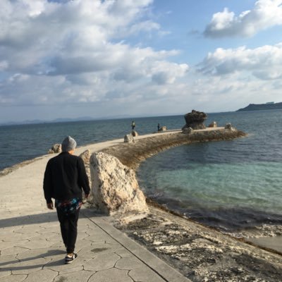 建築士/公務員/(スポーツ・化学)メーカー研究開発/ブログ←New!┃釣りと筋トレに命を懸ける関西のアラサー4人組。職業も性格もバラバラのメンバーで、好き勝手に発信する雑記ブログをやってます。
偶然気になる情報が手に入る、1フォローで4倍おいしいアカウントを目指します!
#一級建築士受験の人と繋がりたい
#関西の釣り