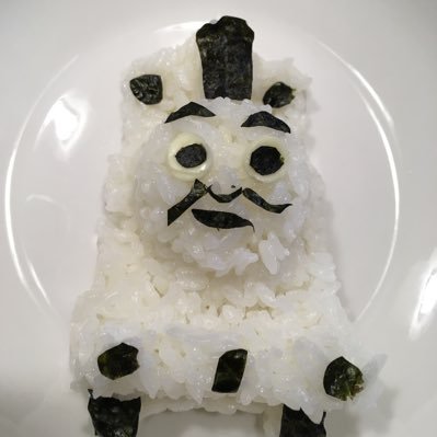 okap_com's profile picture. やると決めてから3年。サーバー代だけはきっちり払ってきたが、収入は微々たるもの笑