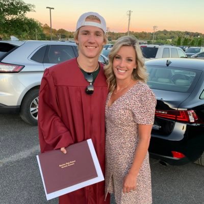 teachertish's profile picture. We must learn to find beauty in the dance of imperfection.