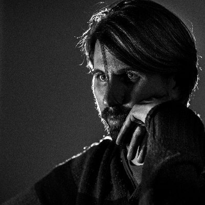 An Introvert who does photography and videography in Calgary.