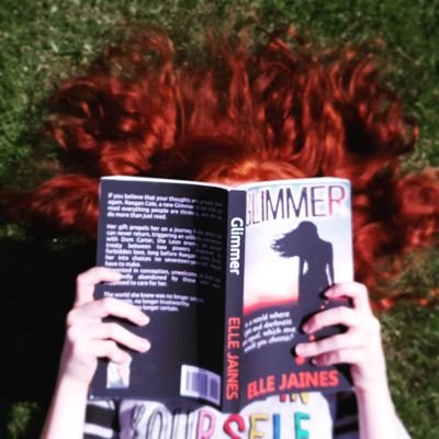 Debut author- YA novel 'GLIMMER' 🧡 💫🧡
#glimmernovel2020 Available on Amazon
#slytherin 🐍
#houseofstark 🐺
#YA
#fantasy
#writingcommunity
#bookstagram