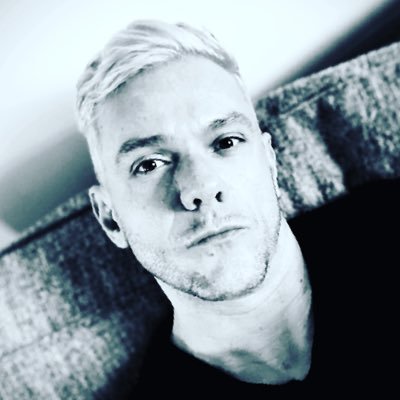 Director of Creative Social Change Co. @WeAreGeeYou Part of @Inter_MediaUK , LGBT+, Mental Health and Community influencer. Ex West End Theatre GM.