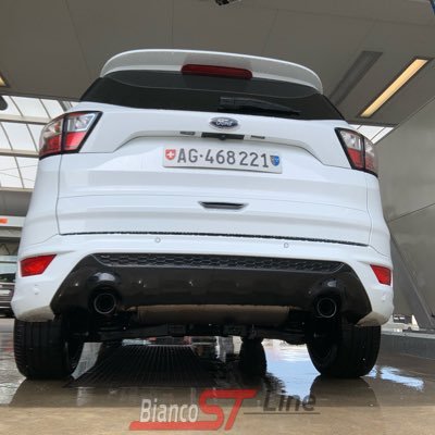 🇩🇪Ford Kuga 𝙎𝙏𝘓𝘪𝘯𝘦🇨🇭 2017 Frozen White ©️ all pics and vids are mine ———————————————— #ford #kuga #stline #fordkugastline