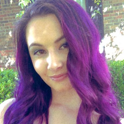 panicrach's profile picture. First grade teacher 🍎