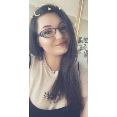 May_babes's profile picture. 22 ✨