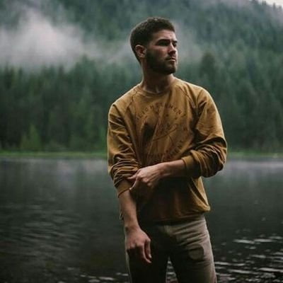 AmineMenhali's profile picture. commerçant