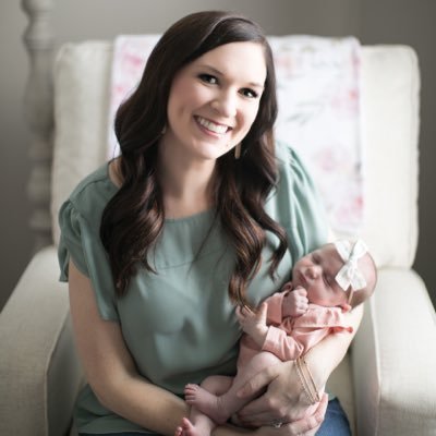 Doughnut Connoisseur. Reality TV Junkie. Jaguars Fan, W or L. Shiba Inu Mom. Country Music Lover. Wife to @mckinney919.