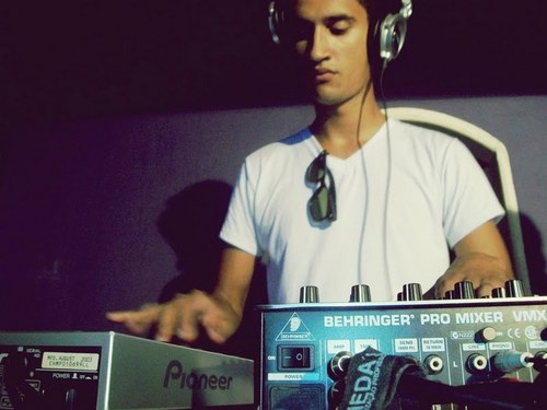 Dj_marcelobk's profile picture. Dj Marcelo Bk ! Dj a 4 anos, passo a passo, ganhando experiencia ! :D