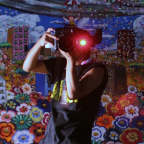 TAKE_photo's profile picture. 昼はWEB屋。夜もWEB屋。街中をプラプラ散歩しながら写真撮るのが大好きです。