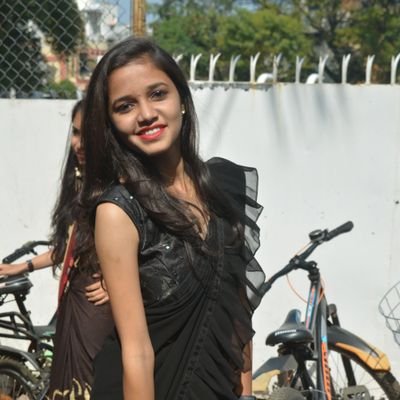 ShreyaAmbatkar's profile picture. Dreams do come true- just don't stop dreaming