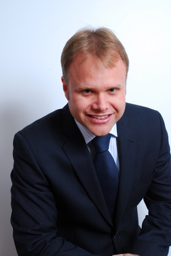 marcoscesarprof's profile picture. Professor de direito administrativo e constitucional na PUC/Goiás, ESMEG e cursinhos. Sócio-fundador do GMPR Advogados. Colunista da Revista Visão Jurídica.