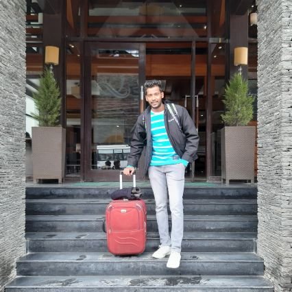 Pratikvdw's profile picture. 