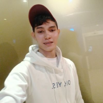 ayeiiiii's profile picture. “我真的爱你,°我不想失去你..,