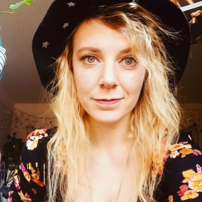 I post about my cats and songs I enjoy. Likes- Drag queens and occasionally being good at video games. Dislikes- being cold and snails.