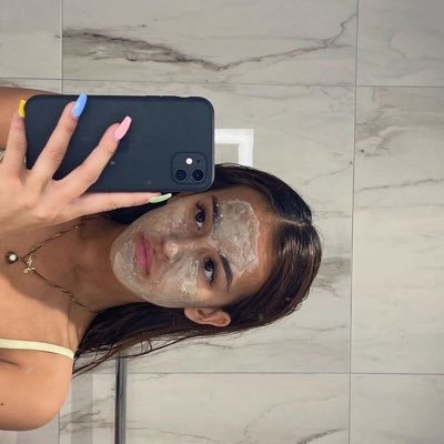 malomiIosci's profile picture. prywatka