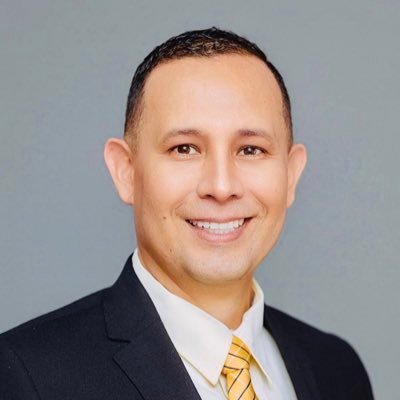 Director del Instituto de Movilidad Pereira. Abogado, especialista en derecho administrativo,magister en derecho administrativo. Doctorando en derecho.