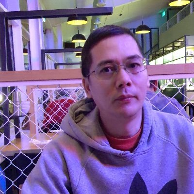 sijuncui's profile picture. 作家，诗人（writer, poet）