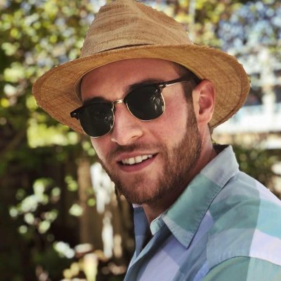 A Tech Geek Enabling, Engaging & Empowering Global Community!
Denver Native, SF Resident
Past Facebooker/Airbnb/Googler- Event Entrepreneur/StoryTeller/Foodie