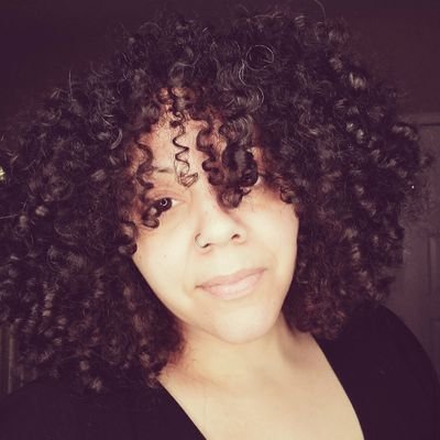 🎙Host of the Coffeewithcurls Podcast
