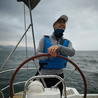 Haichun_Guan's profile picture. Keep eyes open !