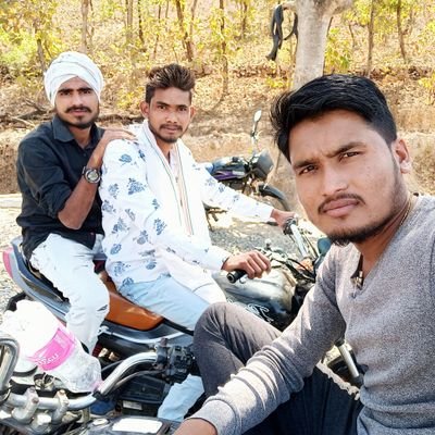 DAMORYOGESHBHI3's profile picture. लड़ी ज लेवू छे पछी वात ज क्या छे